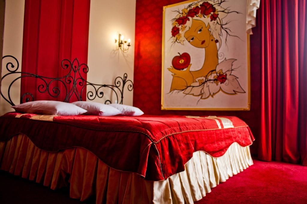 Optima Collection Park Hotel Ivano-Frankivsk Eksteriør bilde