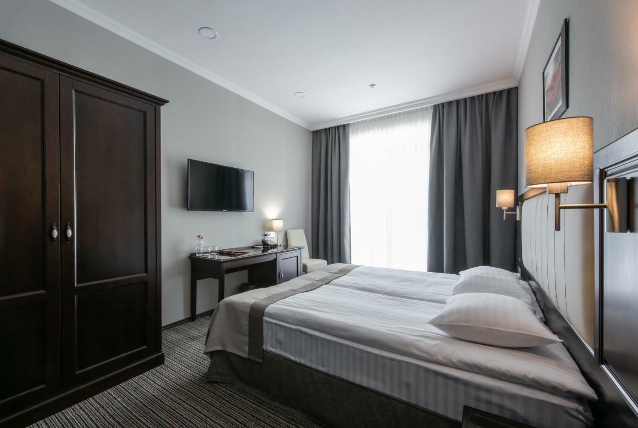 Optima Collection Park Hotel Ivano-Frankivsk Eksteriør bilde