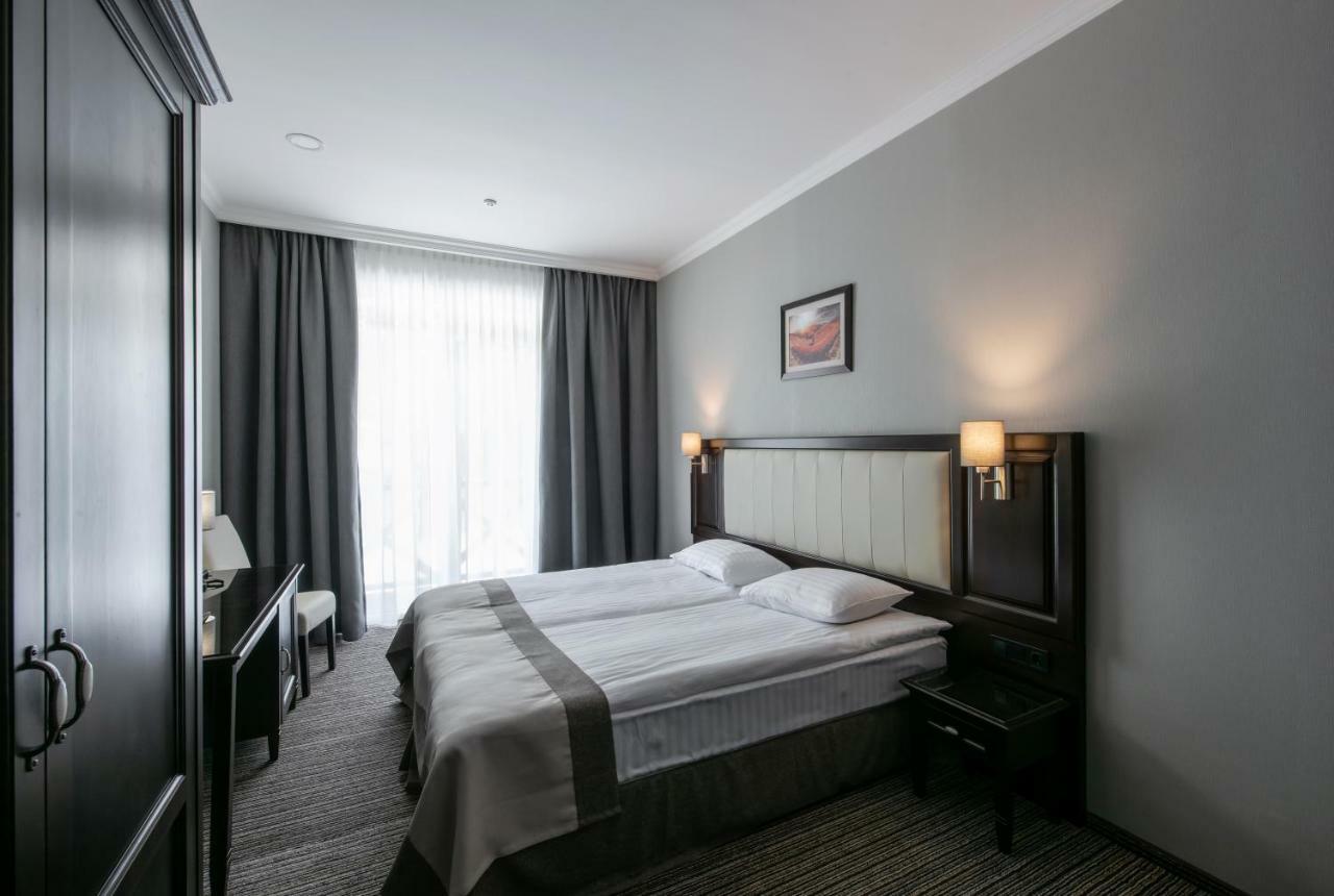 Optima Collection Park Hotel Ivano-Frankivsk Eksteriør bilde